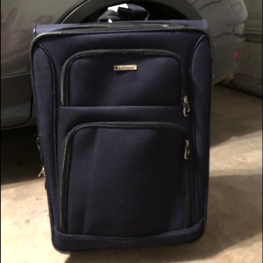 Gently used 28 inch Luggage